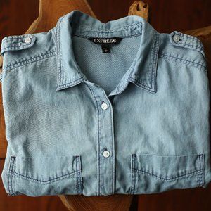 Express Chambray Shirt sz M